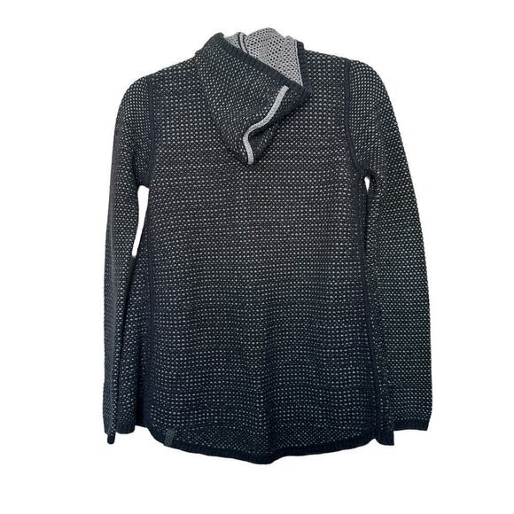 Lululemin Ivivva Hooded Cardigan Wrap Girls 12 Heathered Grey Buttoned - Picture 2 of 6